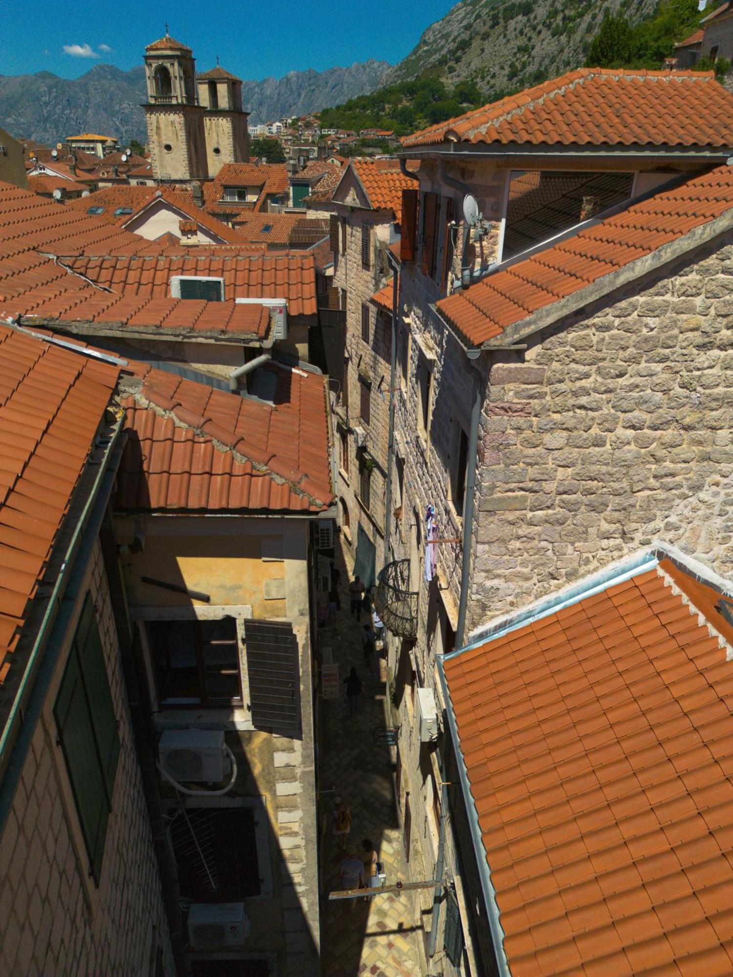 קוטור Old Town Youth Hostel מראה חיצוני תמונה